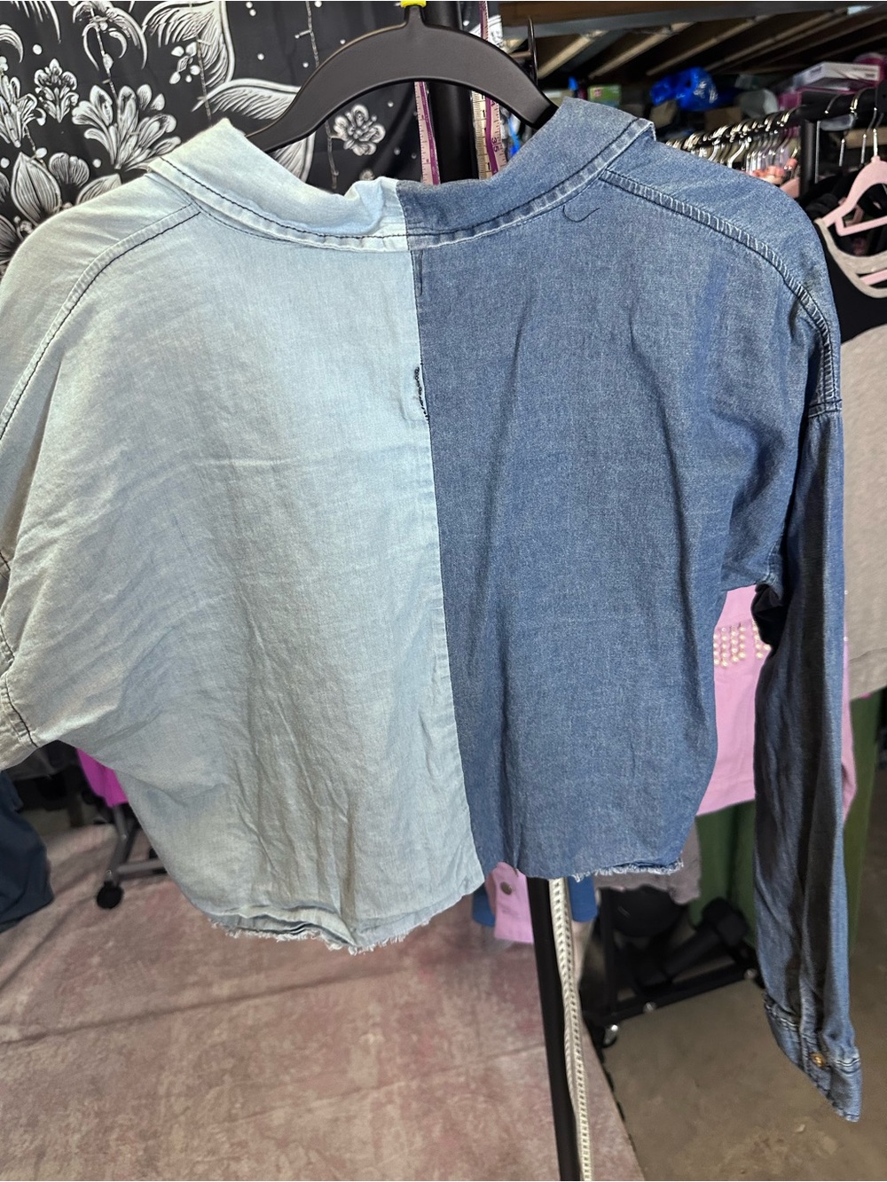 Rue21 Two-Tone Light & Dark Blue Cropped Denim Shirt - Picture 5 of 8